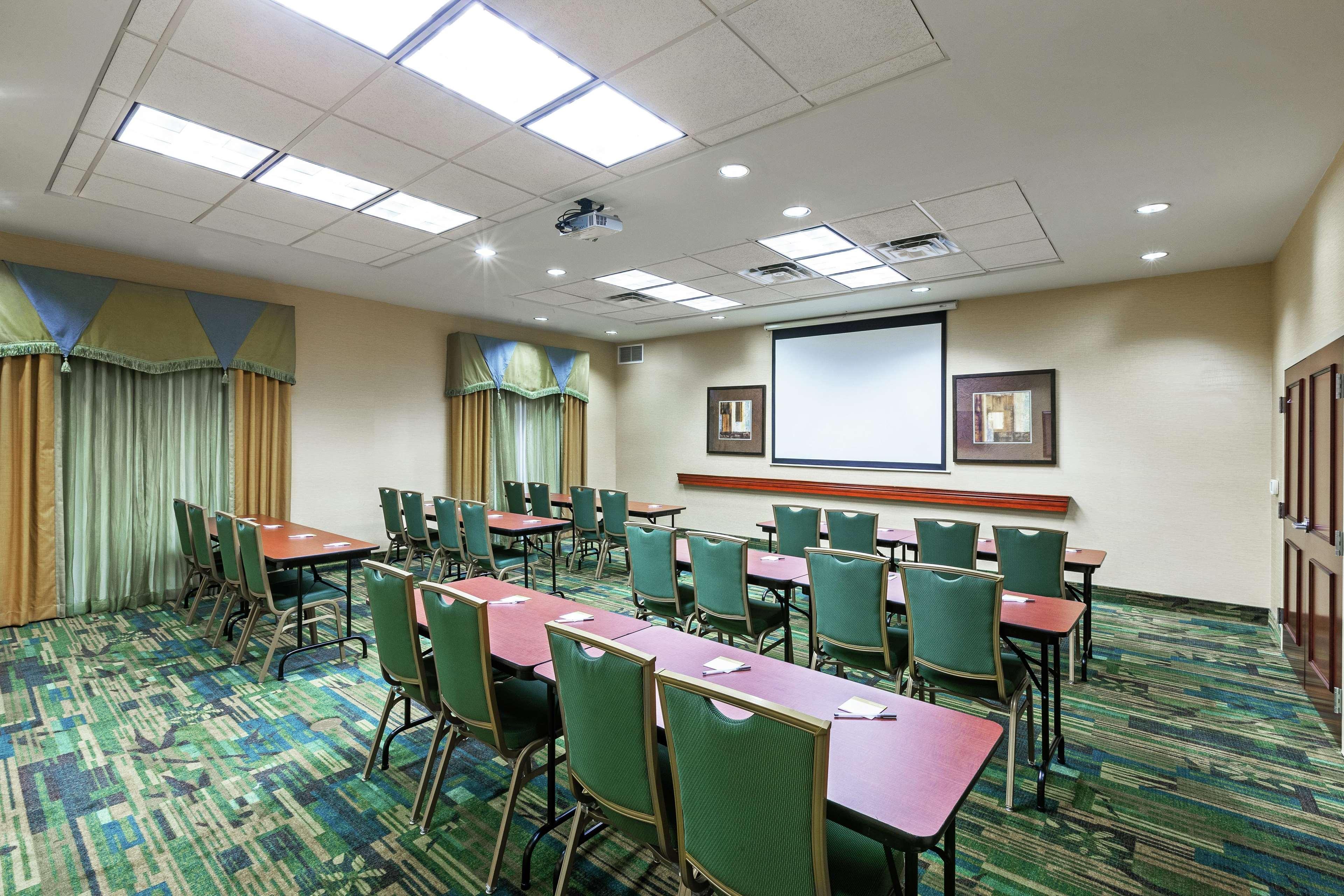 Hotel Hampton & West 3*